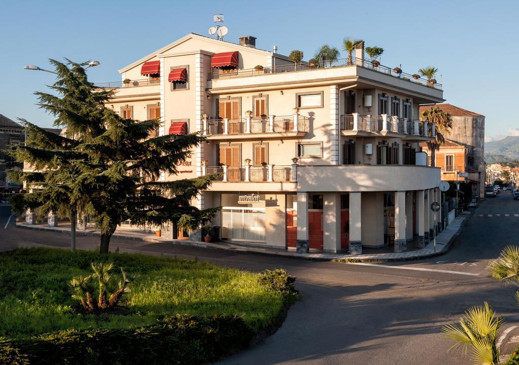 Le Case Di Seba Mascali Exterior foto